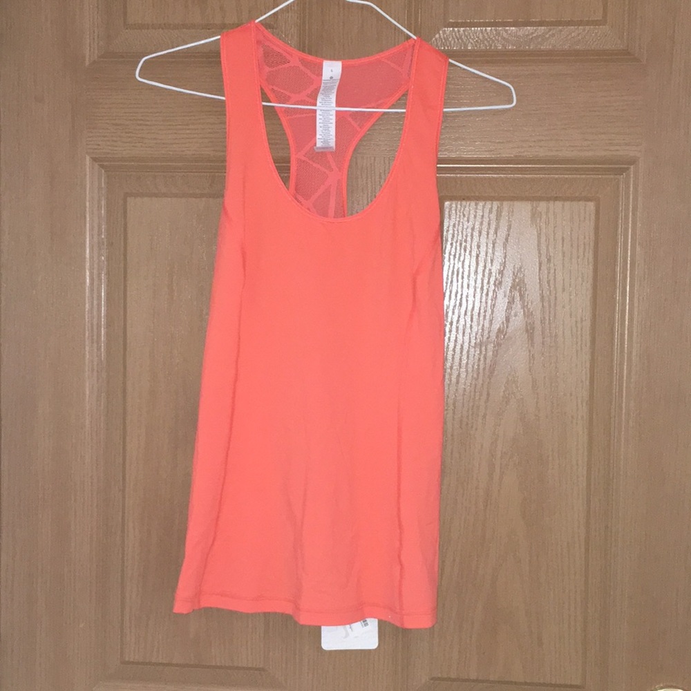 Lululemon tank